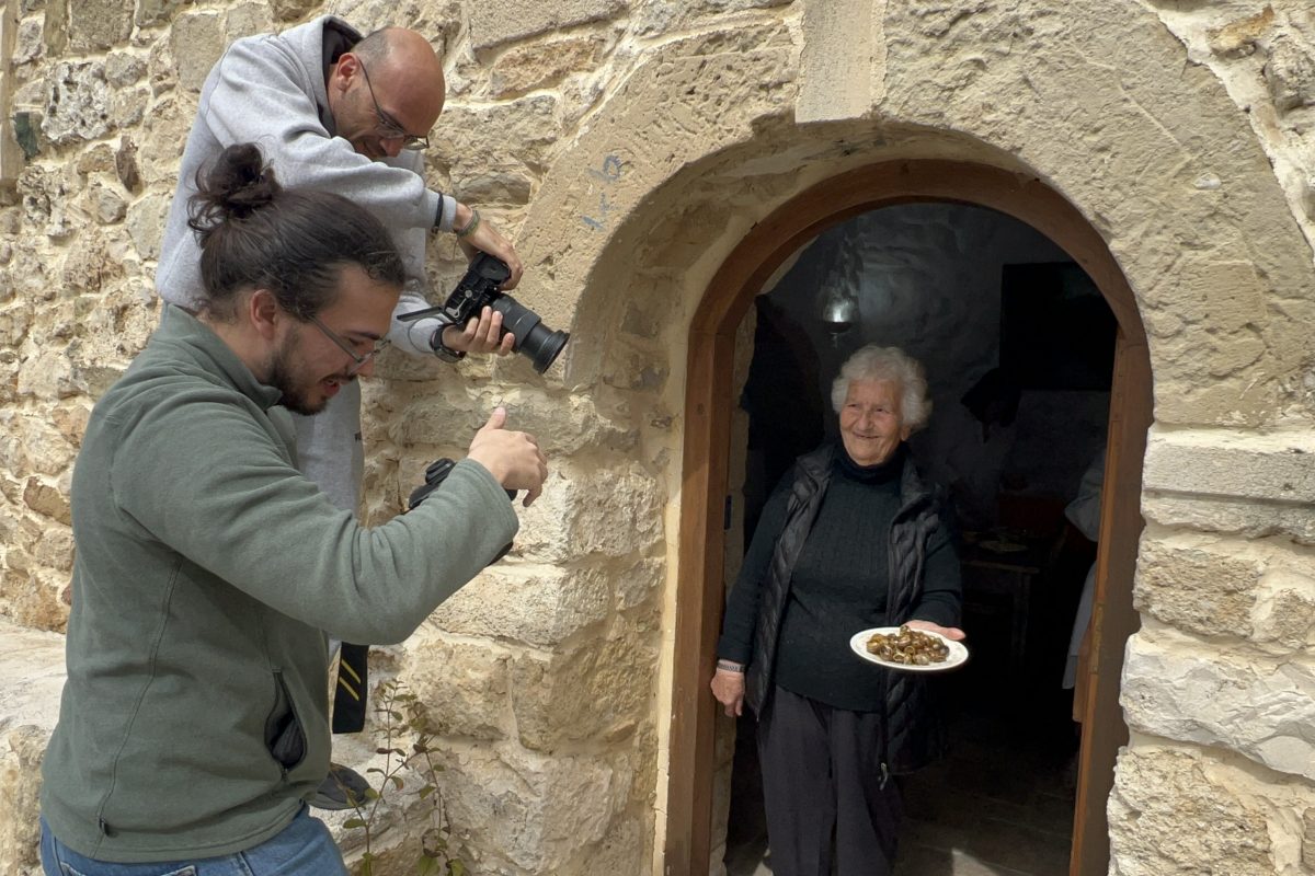 Το Βήμα και η “Ελληνική Κουζίνα” στη Σητεία για ένα Πασχαλινό γαστρονομικό οδοιπορικό