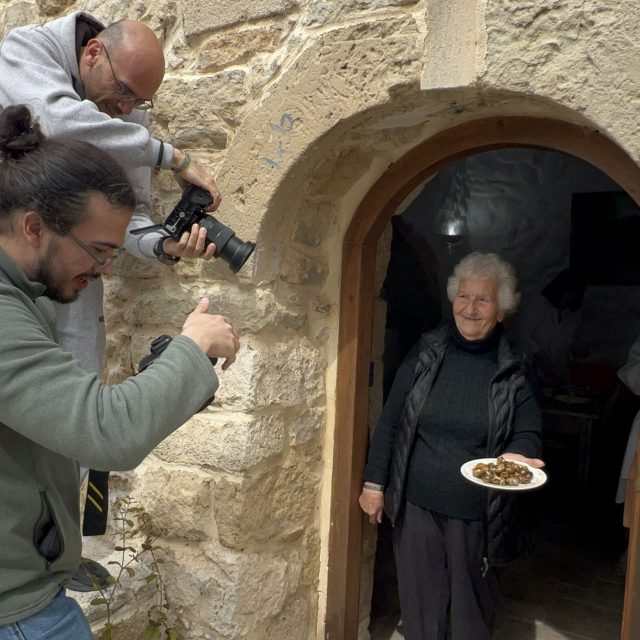 Το Βήμα και η “Ελληνική Κουζίνα” στη Σητεία για ένα Πασχαλινό γαστρονομικό οδοιπορικό